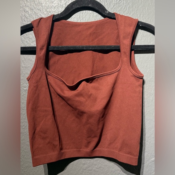 Rust Sleeveless Top - Picture 1 of 3